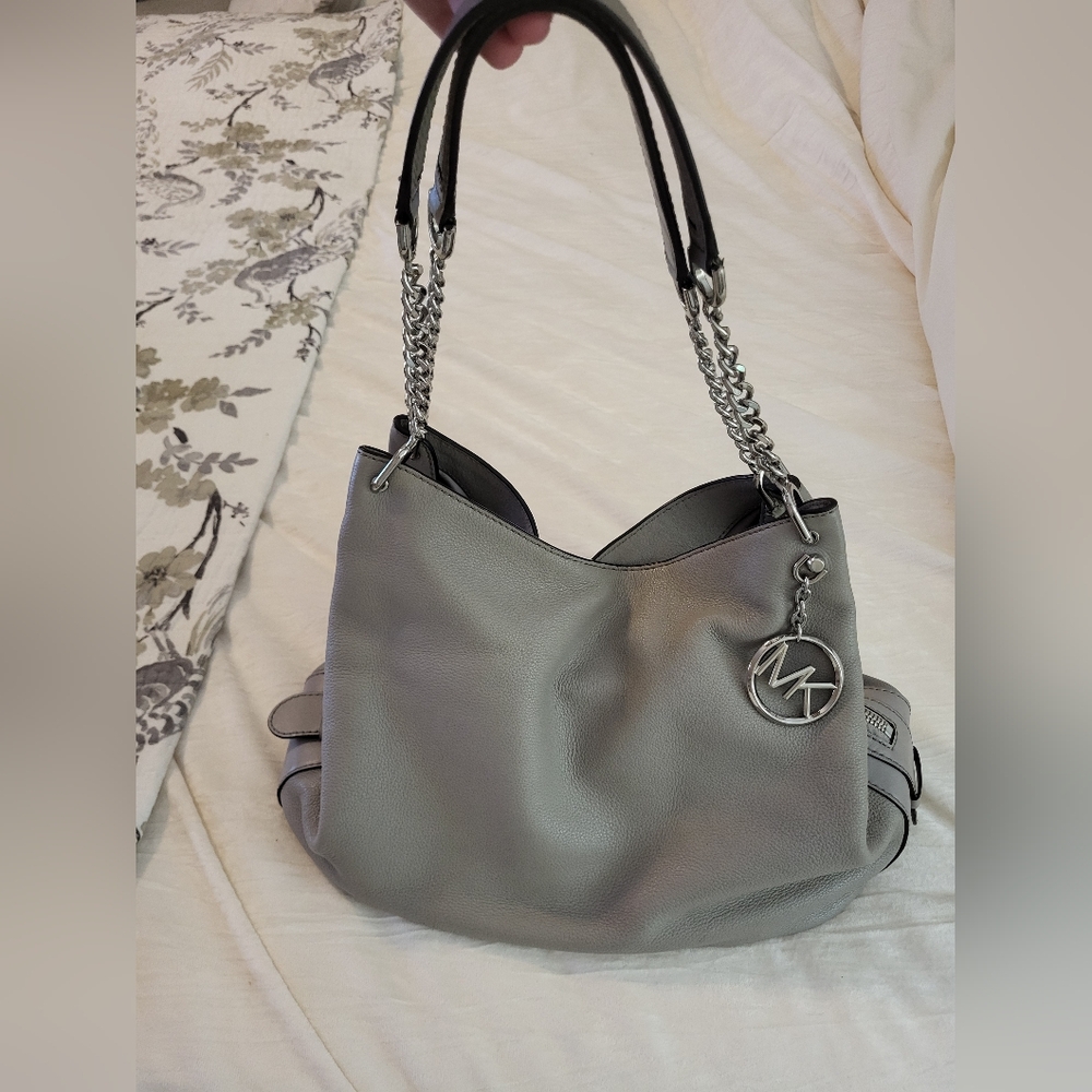 Michael Kors Women's Lillie Chain Shoulder Tote